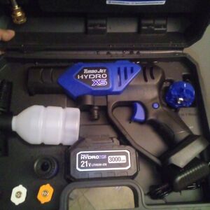 Pressure Washer - Blue and Black